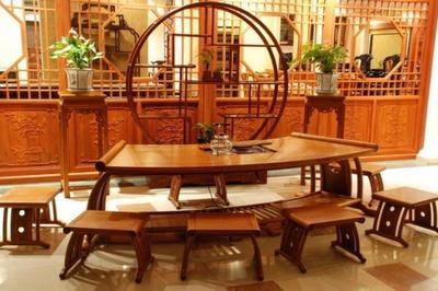 傳統(tǒng)與現(xiàn)代的交融 林達(dá)宏紅木家具與電子產(chǎn)品的創(chuàng)新銷售策略